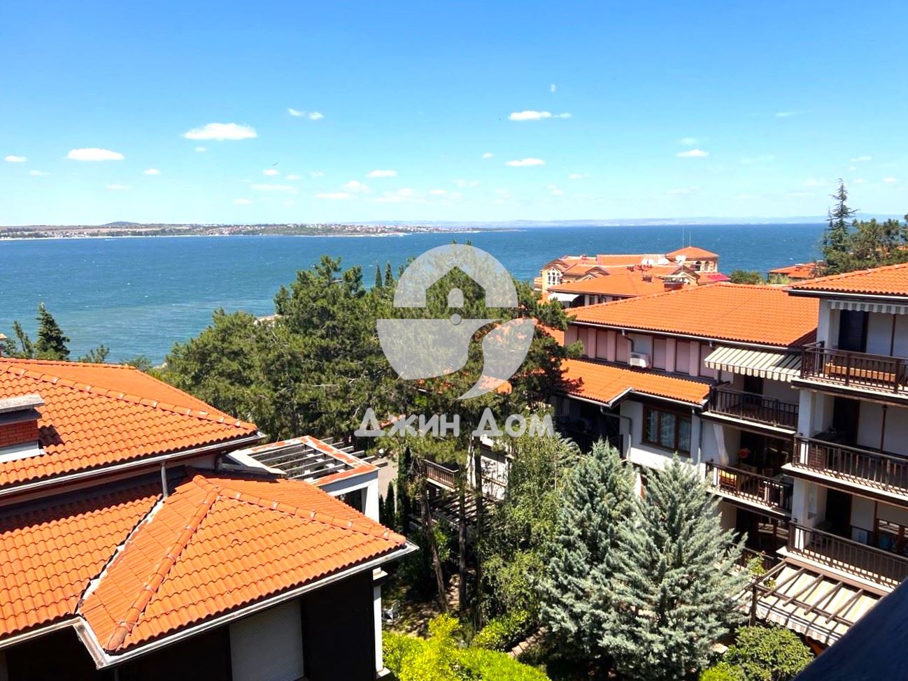 Просторен тристаен апартамент с ПАНОРАМА МОРЕ в Санта Марина, Созопол - 0