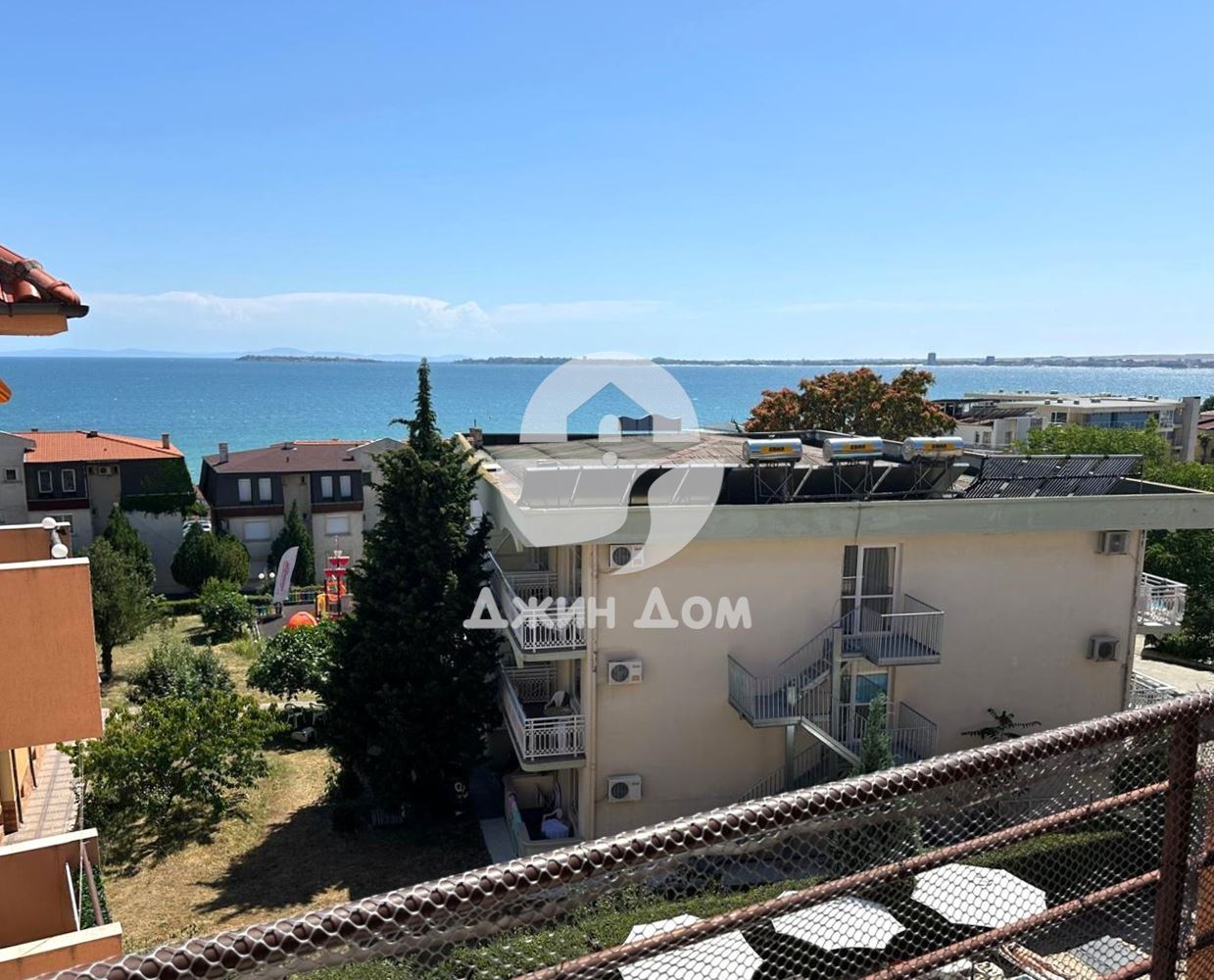 Тристаен апартамент с ГЛЕДКА МОРЕ в к-с Блу Уотър, гр. Свети Влас - 0