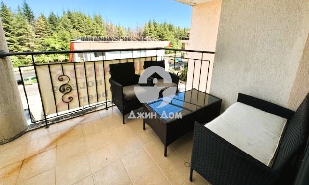 Просторен обзаведен тристаен апартамент в к-с Авалон, Слънчев бряг - 0