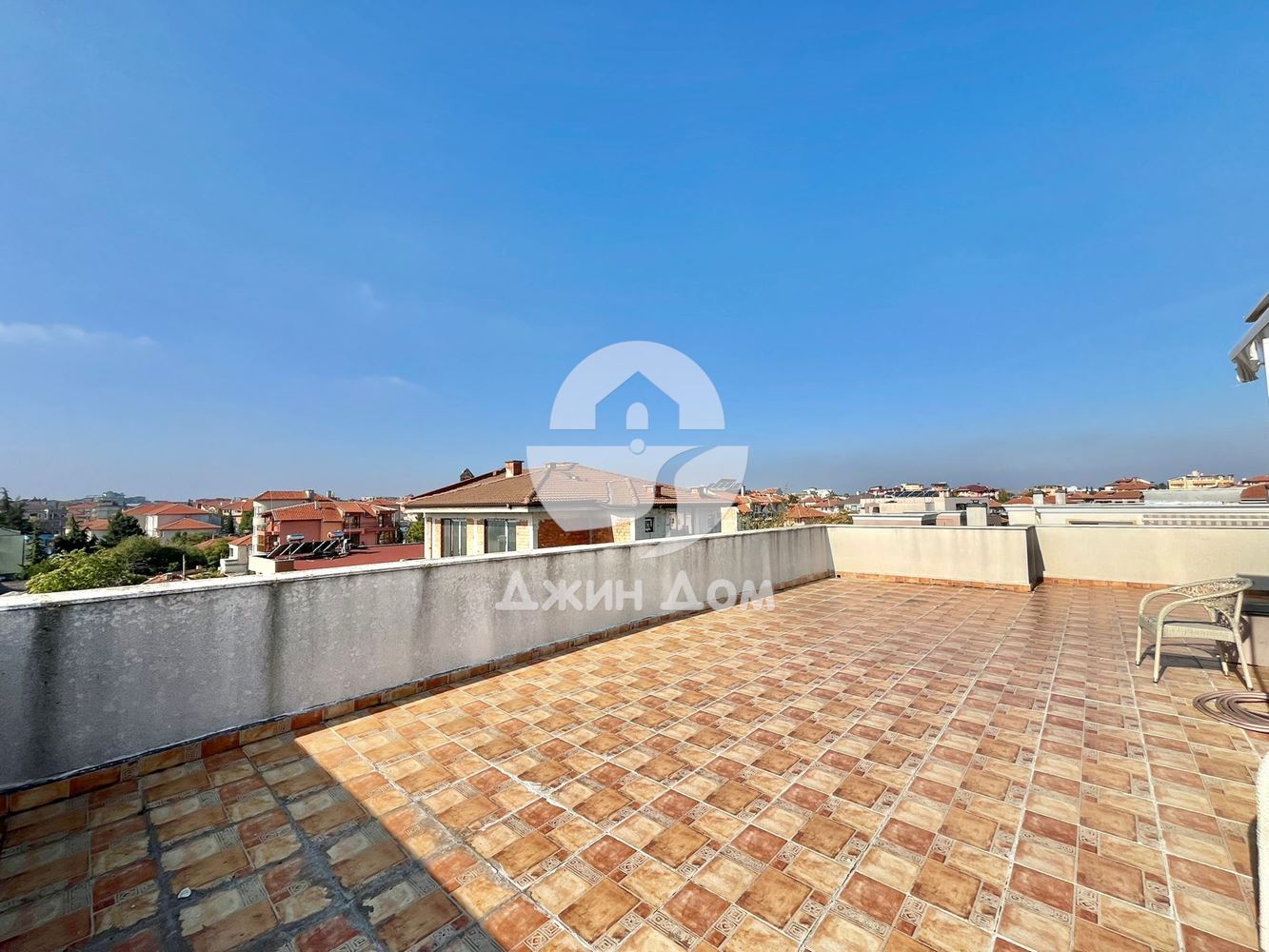 Тристаен апартамент с ПАНОРАМА МОРЕ в к-с „Мелия 10“, с. Равда - 0