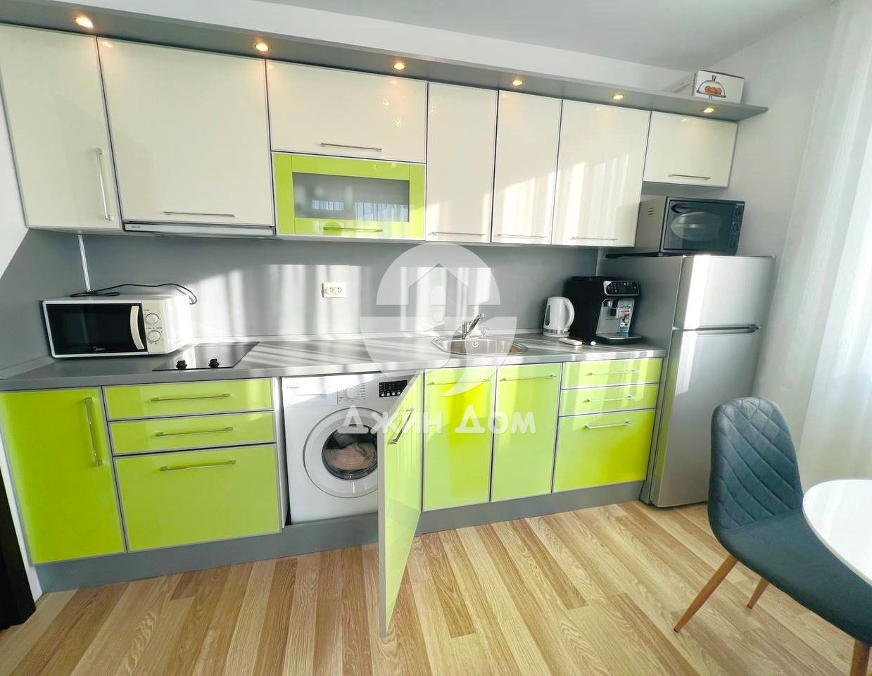 Просторен двустаен апартамент в к-с „Родина 2“, к.к. Свети Влас - 0