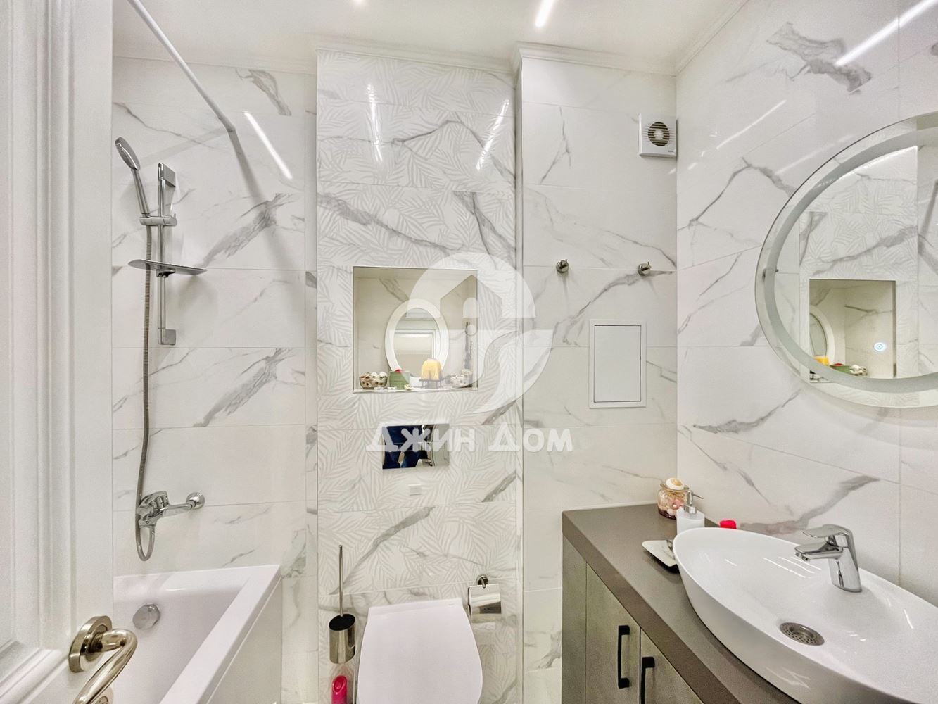 Просторен стилен тристаен мезонет в к-с „Белисити“, с. Равда - 0