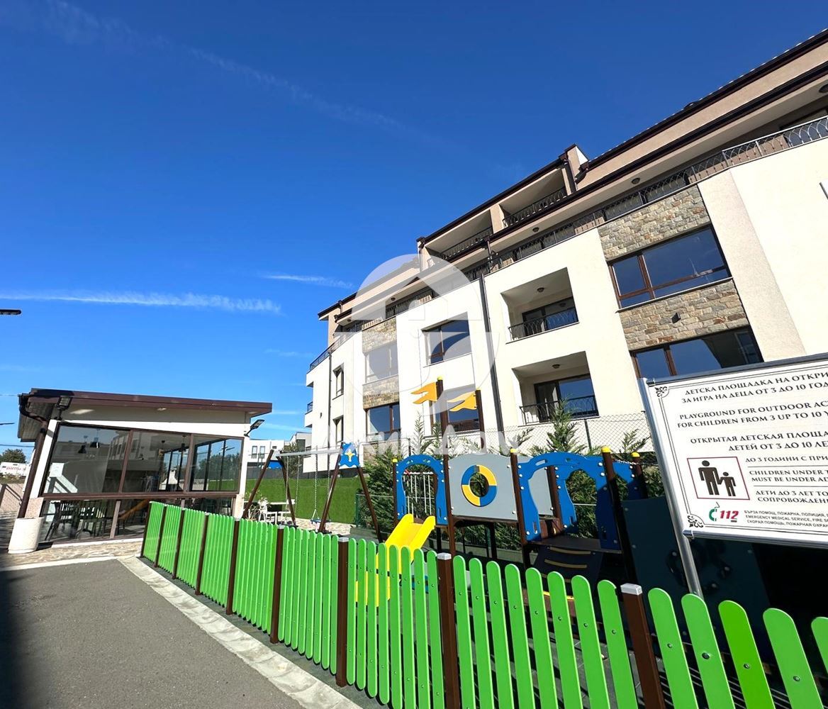 Двустаен апартамент с ДВОР в к-с „Бей Вю Фемили 2“, кв. Сарафово - 0