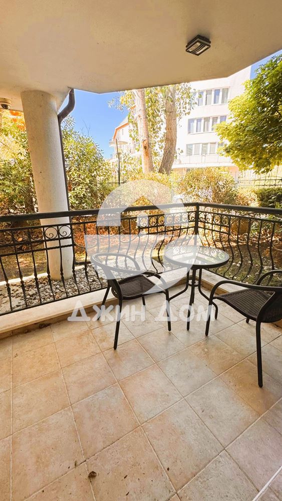 Обзаведен двустаен апартамент в к-с Хармони Палас, к.к. Слънчев бряг - 0