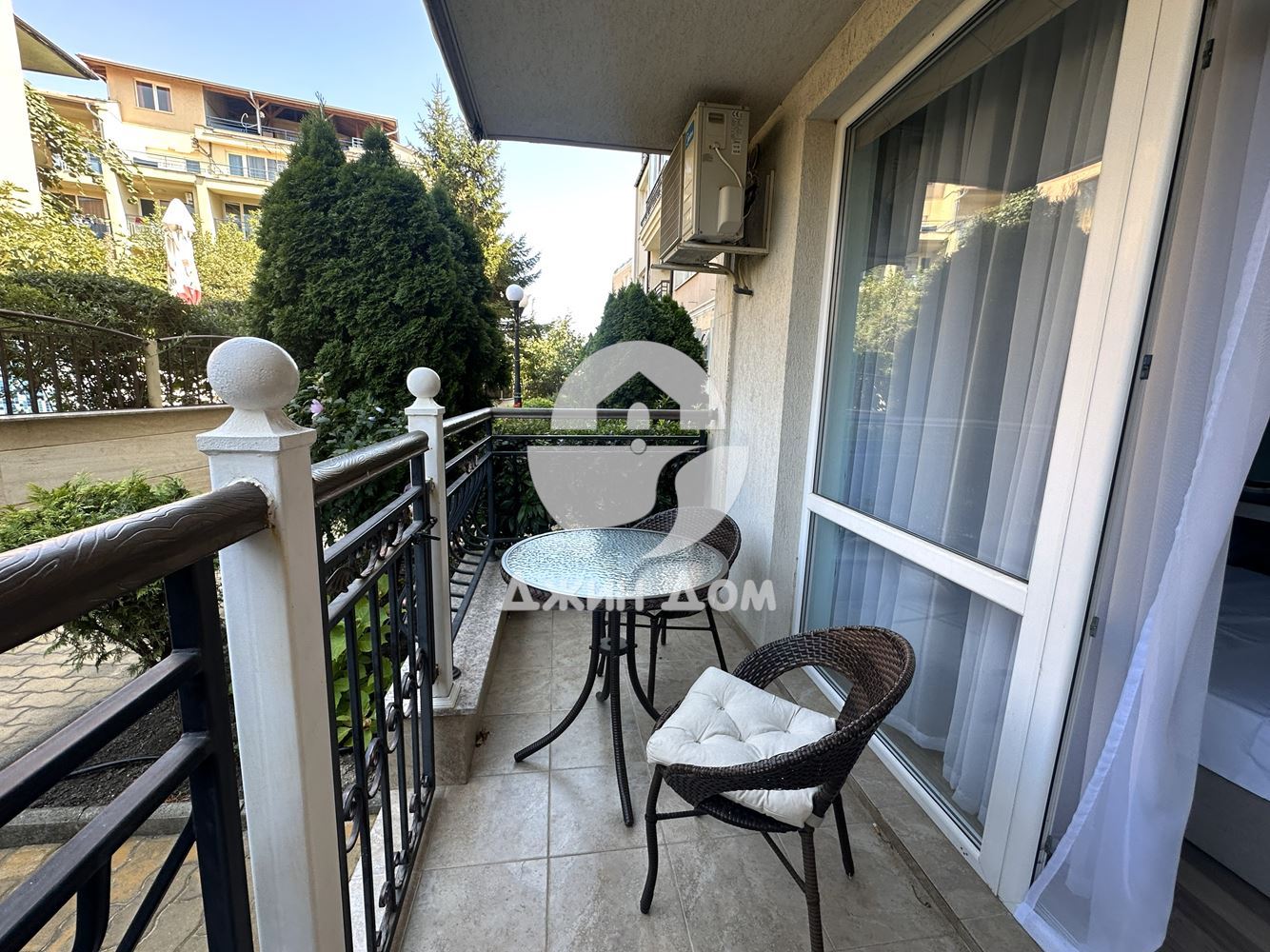 Просторен едностаен апартамент в к-с „Родина 1“, гр. Свети Влас - 0