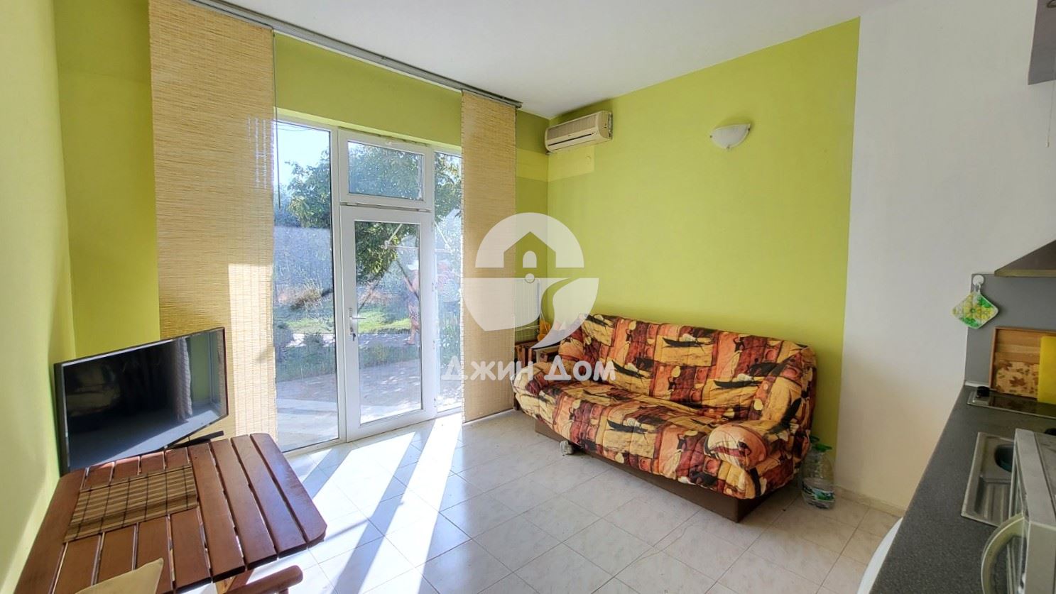 Двустаен апартамент в „Свети Никола“, гр. Свети Влас - 0