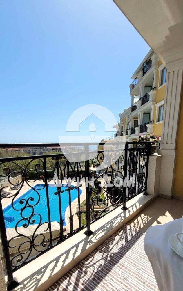 Тристаен апартамент с ГЛЕДКА МОРЕ в к-с „Вила Флоренция“, гр. Свети Влас - 0