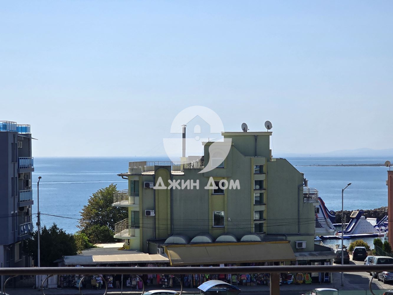 Двустаен апартамент с ГЛЕДКА МОРЕ в к-с Амото, с. Равда - 0