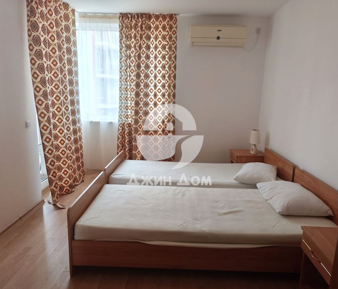 Тристаен с ГЛЕДКА МОРЕ в к-с „Марина Вю Форт Бийч“, к.к. Елените - 0