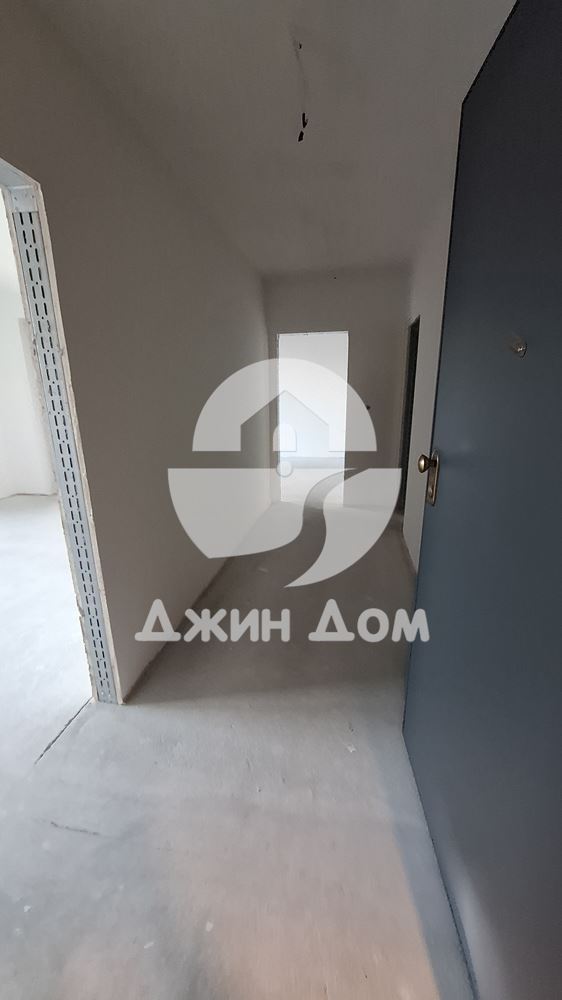 Просторен двустаен апартамент на МЕТРИ ОТ МОРЕТО в гр. Несебър - 0