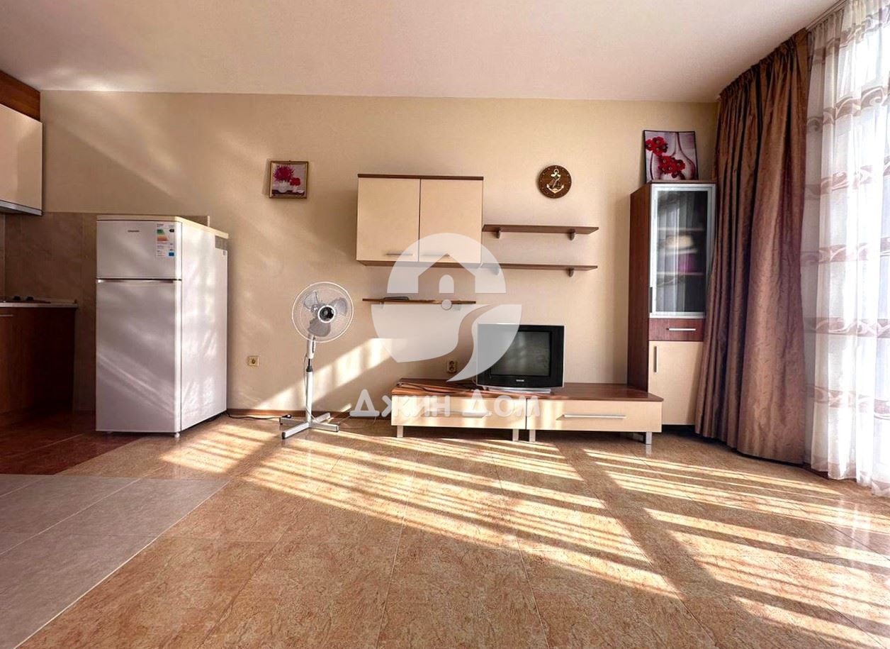 Просторен двустаен апартамент в к-с “Елит 4”, к.к. Слънчев бряг - 0