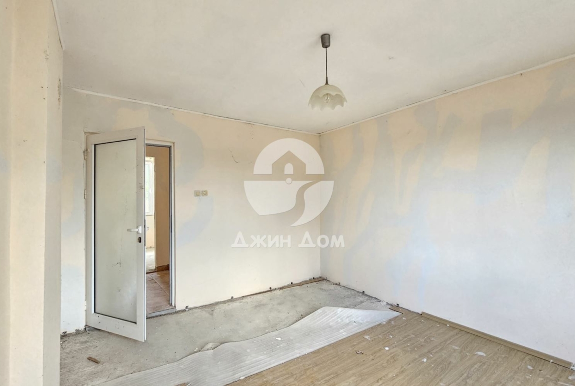 Едноетажна къща в с. Дюлево, обл. Бургас - 0