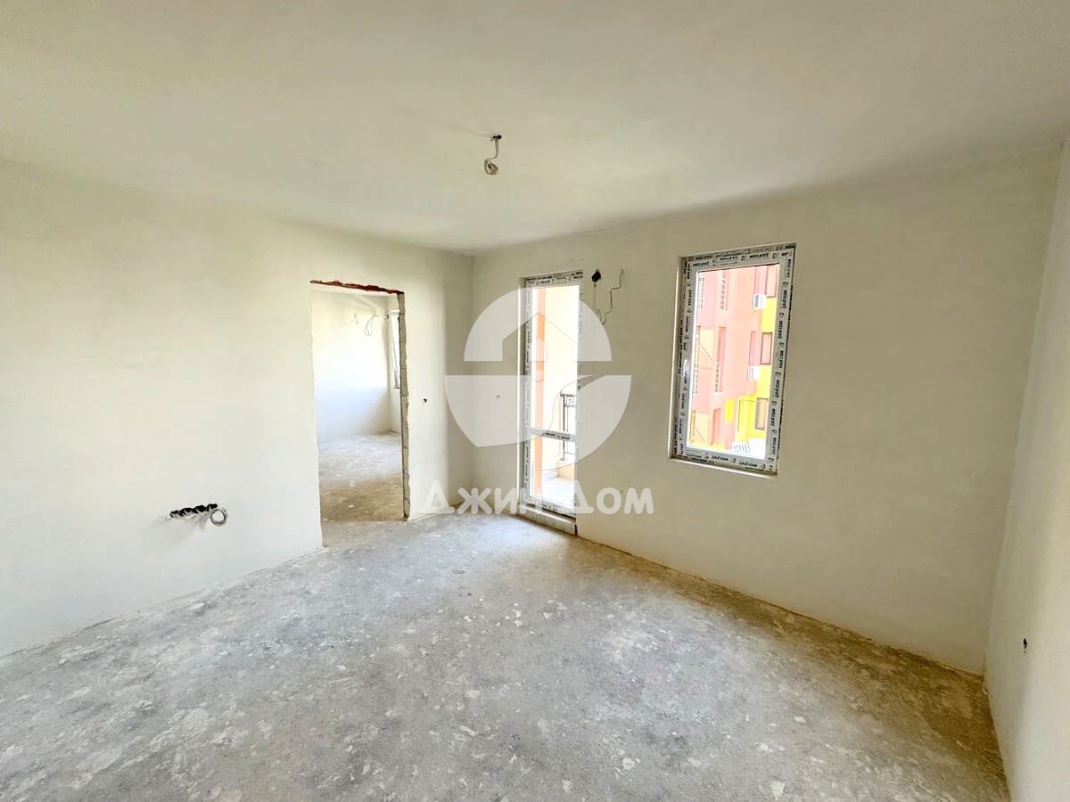 Двустаен апартамент в жилищна сграда БЕЗ ТАКСА, с. Равда - 0