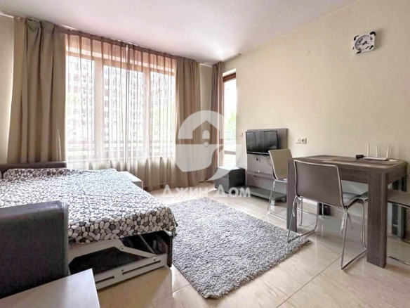 Просторен двустаен апартамент в к-с „Стар Дриймс“, гр. Свети Влас - 0