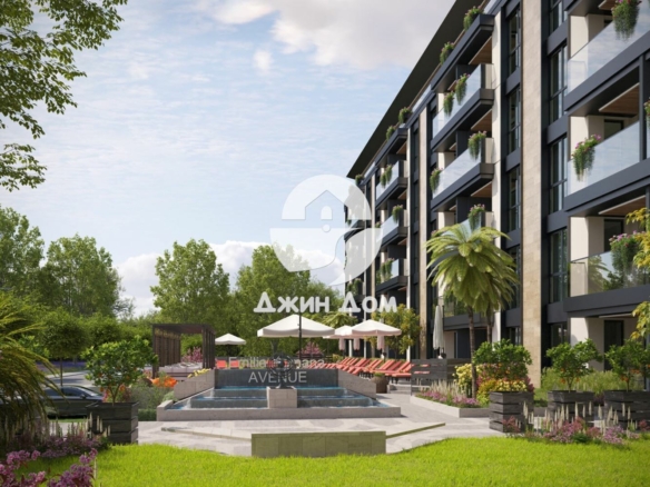 Просторни тристайни апартаменти в Емилия Романа Авеню, Слънчев бряг - 0