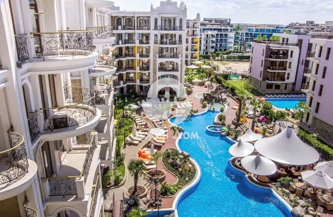 Двустаен апартамент в к-с "Хармони Сюитс Монте Карло", Слънчев бряг - 0