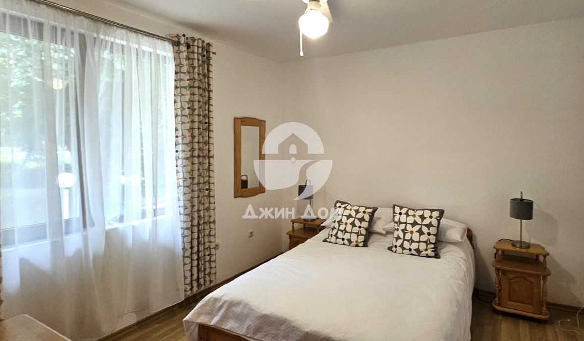 Тристаен апартамент в к-с „Глобъл Сити“, гр. Несебър - 0