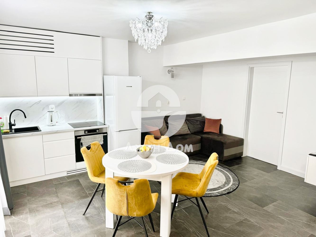 Тристаен апартамент с ГЛЕДКА ПЛАНИНА в Гранд Камелия, Слънчев бряг - 0