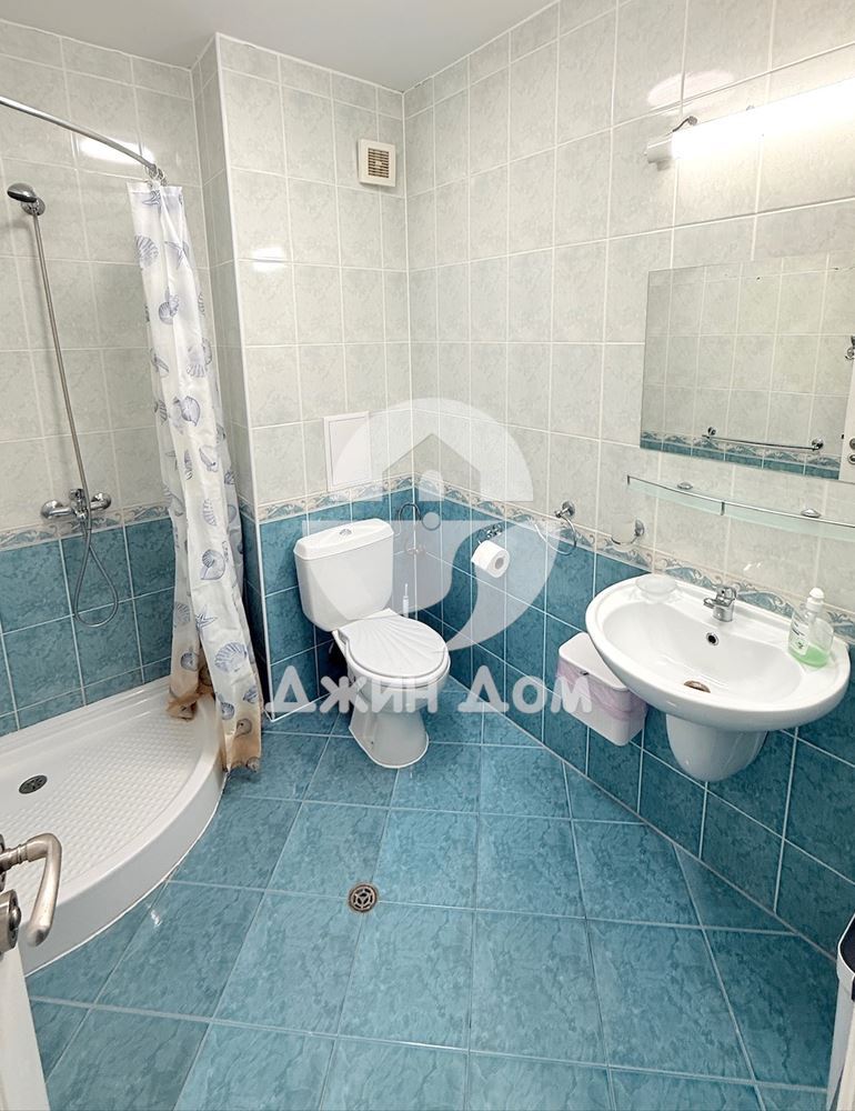 Просторен тристаен апартамент в к-с Съмър Дриймс, к.к. Слънчев бряг - 0