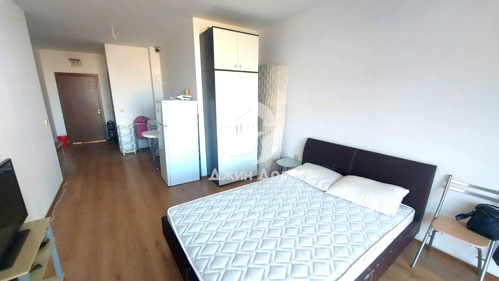 Просторен едностаен апартамент в к-с „Съни Вю Саут“, к.к. Слънчев бряг - 0