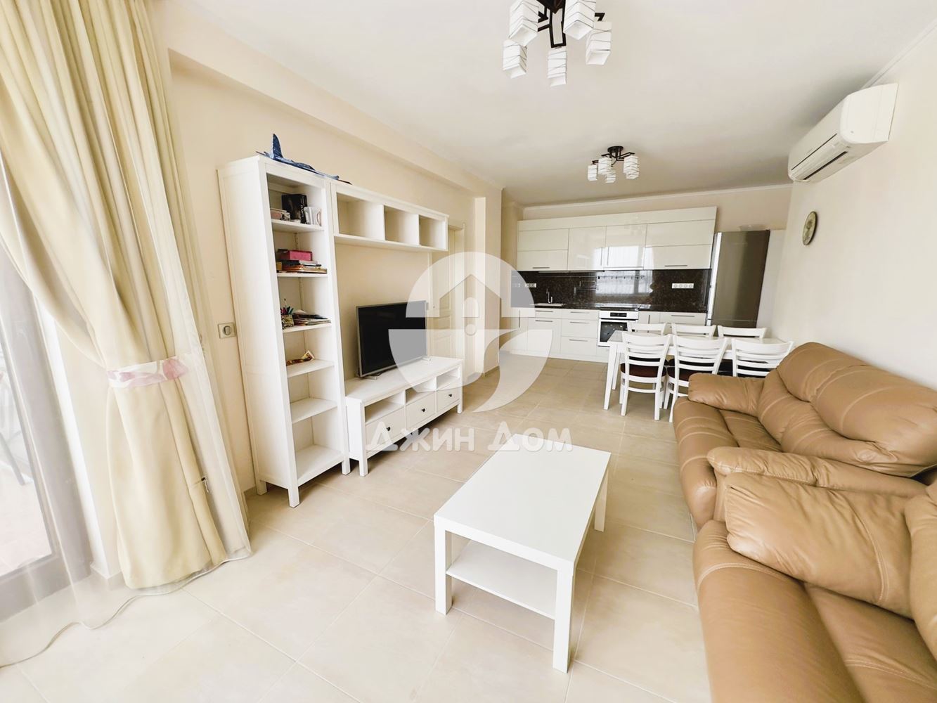 Тристаен апартамент с ПАНОРАМА МОРЕ в Акротирия Бийч, гр. Несебър - 0