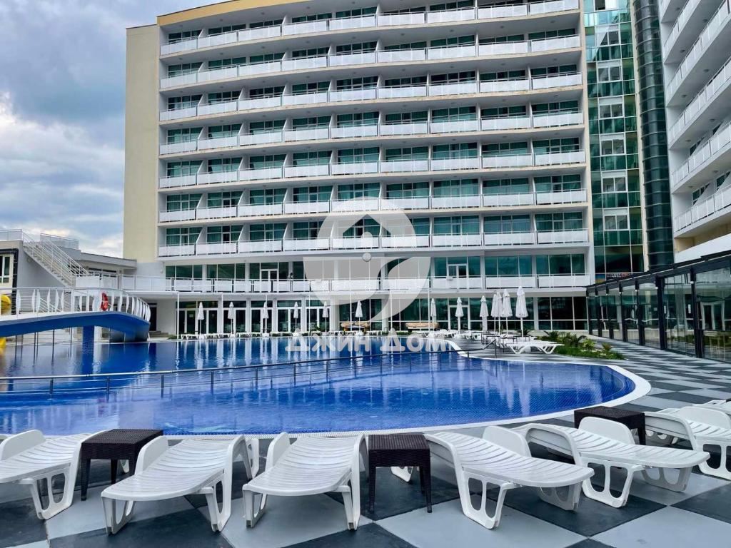 Двустаен апартамент с ГЛЕДКА МОРЕ в к-с „Нирвана“, к.к. Слънчев бряг - 0