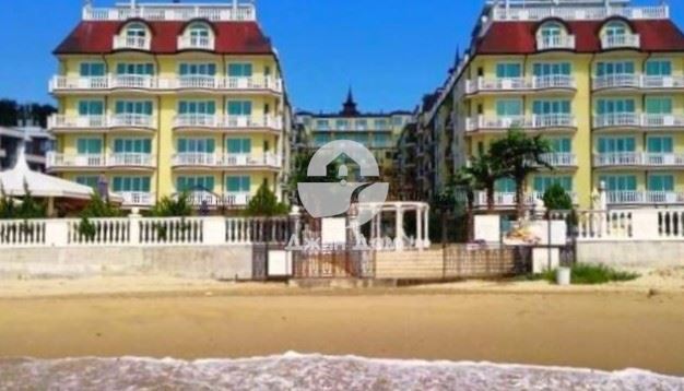 Двустаен апартамент с ПАНОРАМA МОРЕ в к-с „Талияна Бийч“, к.к. Елените - 0