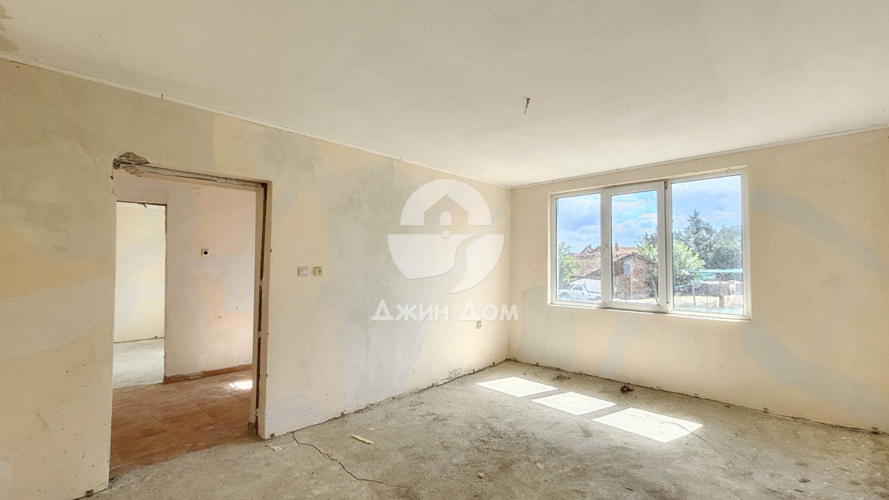 Едноетажна къща в с. Дюлево, обл. Бургас - 0