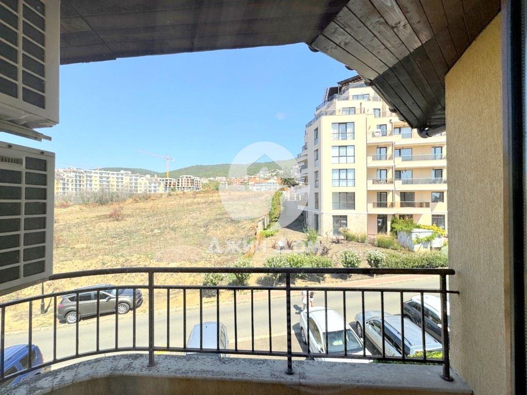 Тристаен апартамент с ГЛЕДКА МОРЕ в к-с Аква Дриймс, гр. Свети Влас - 0