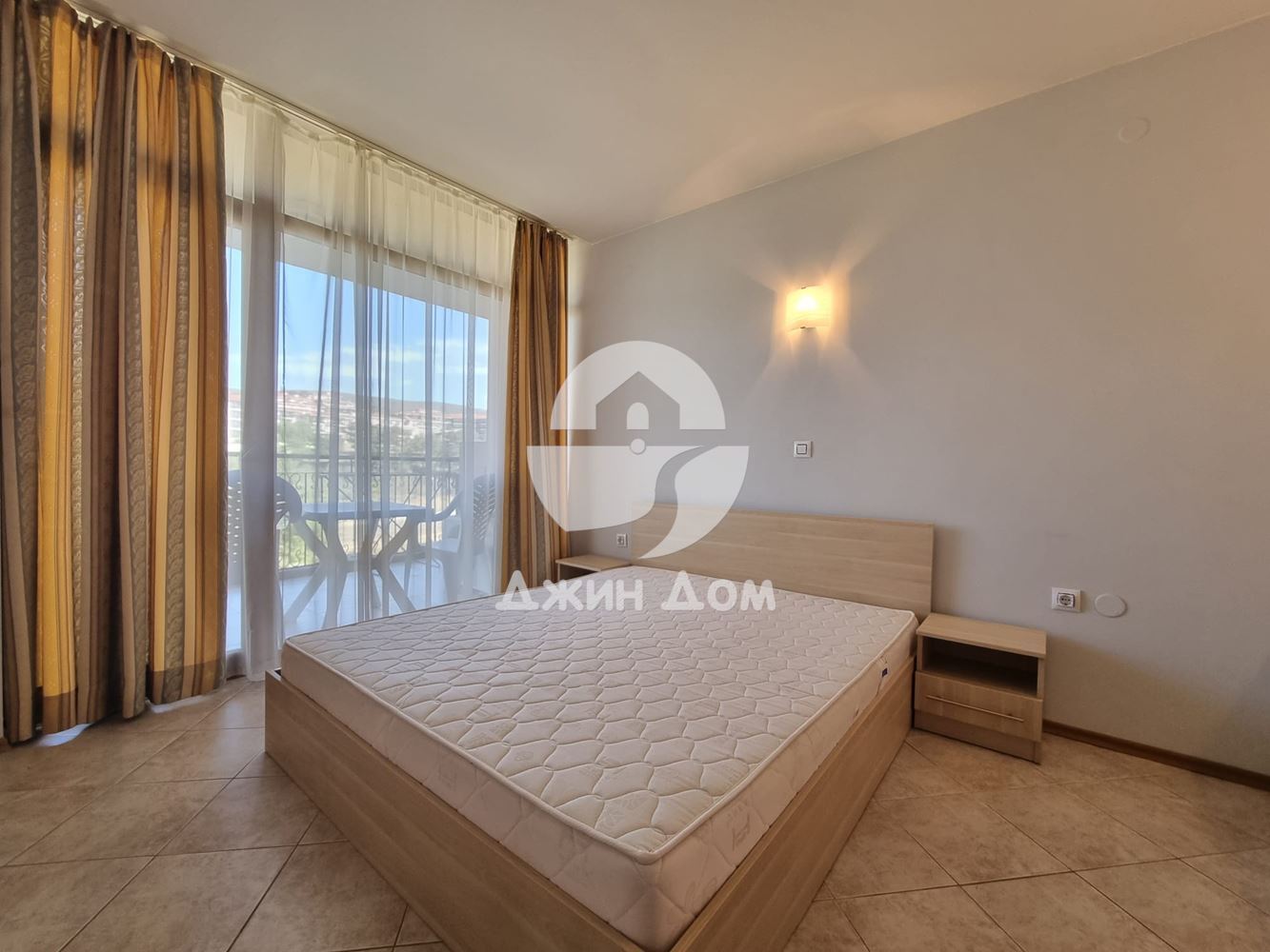 Просторен двустаен апартамент в к-с „Посейдон“, к.к Слънчев бряг - 0