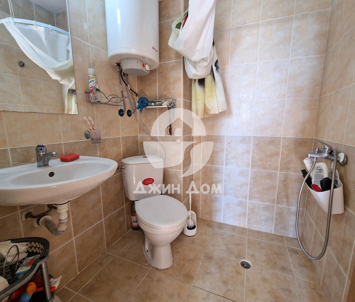 Двустаен апартамент в к-с „Съни Дей 6“, к.к. Слънчев бряг - 0