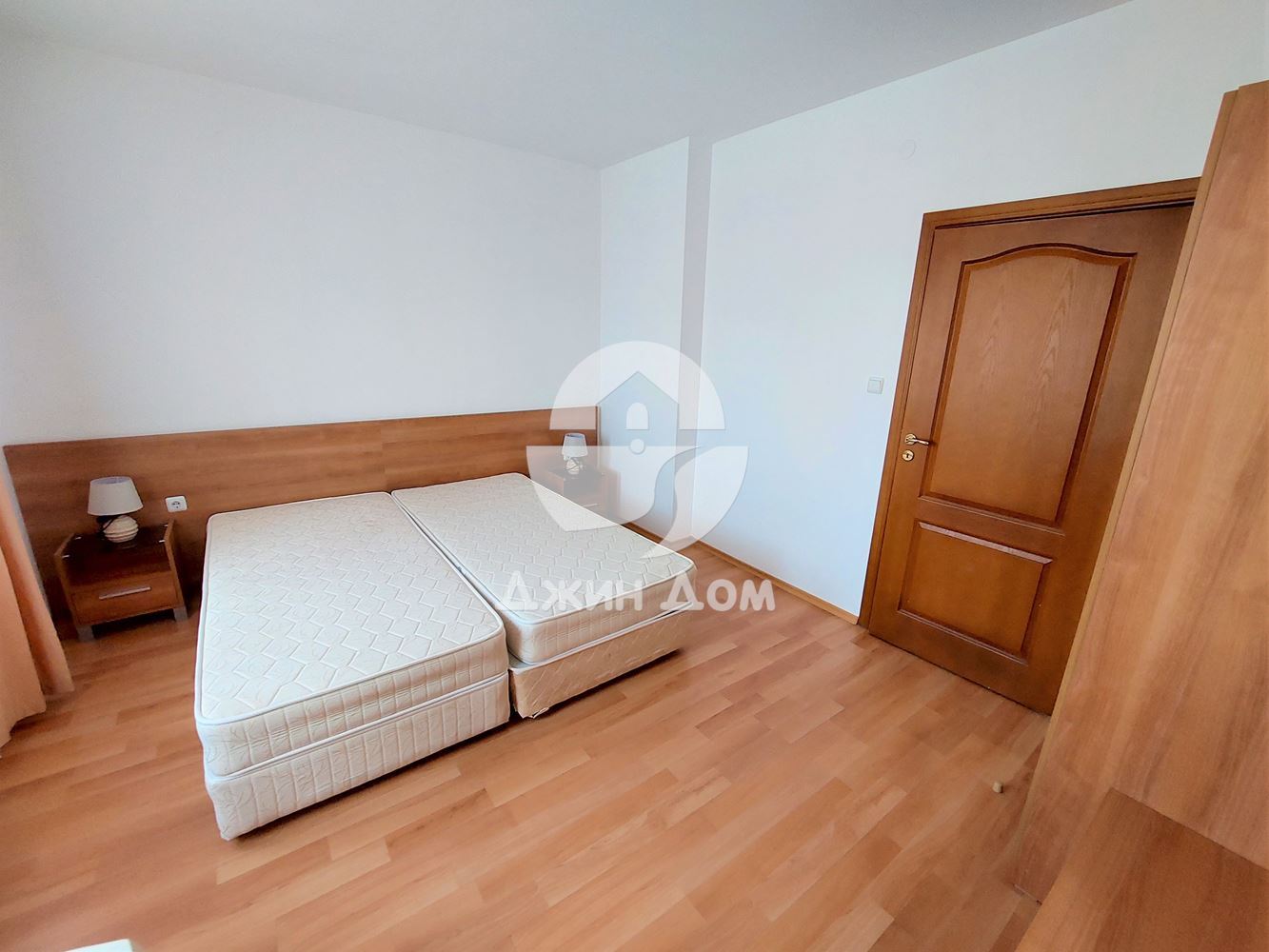 Просторни двустайни апартаменти в к-с Касандра, к.к. Слънчев бряг - 0