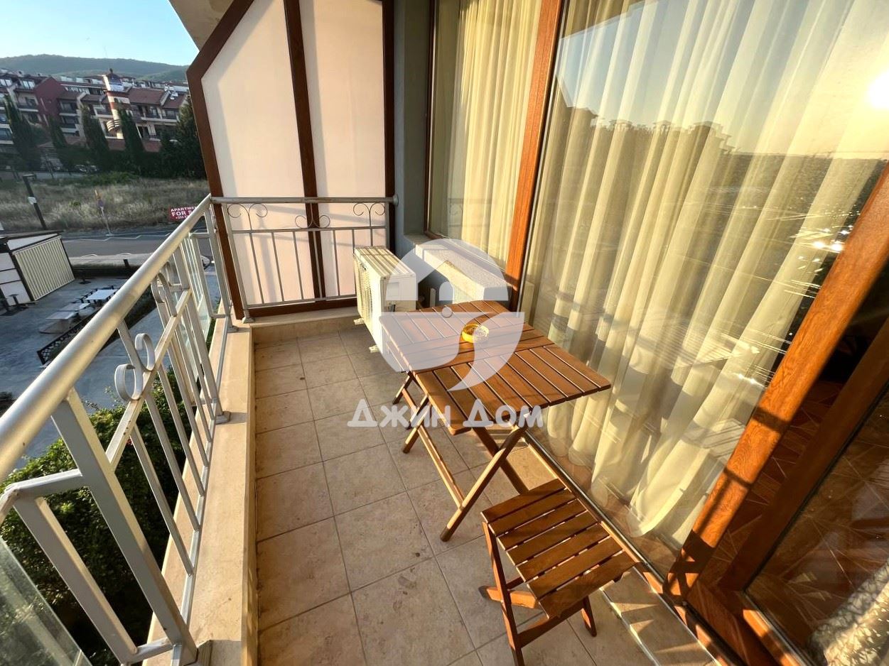 Двустаен апартамент с ГЛЕДКА МОРЕ в к-с „Сън Уейв“, гр. Свети Влас - 0