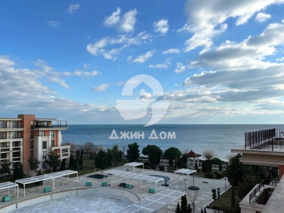 Двустаен апартамент с ПАНОРАМА МОРЕ в к-с „Престиж Форт“,гр Свети Влас - 0