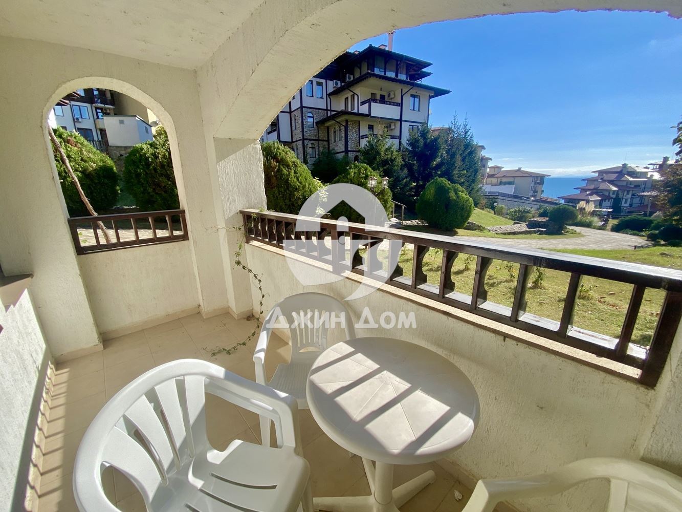 Двустаен апартамент с ЧАСТИЧНА ГЛЕДКА МОРЕ в к-с „Етъра 2“, Свети Влас - 0