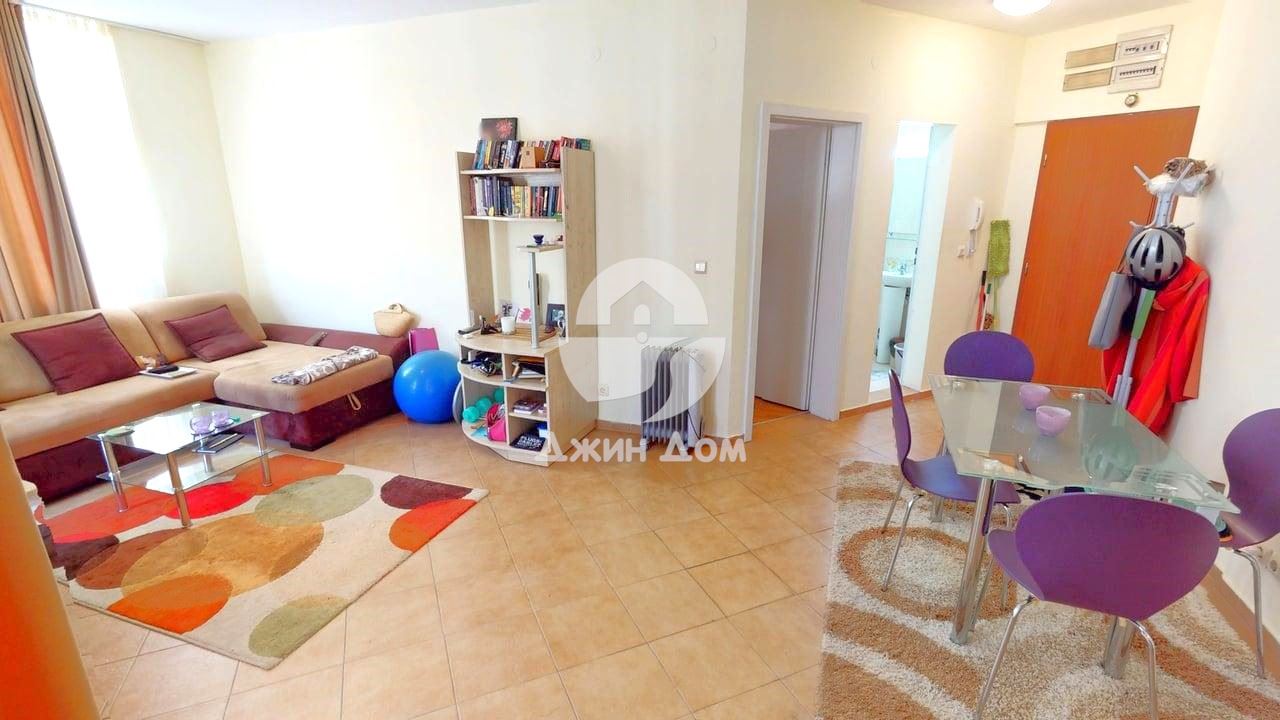 Просторен тристаен апартамент в к-с „Барко дел Сол“, к.к. Слънчев бряг - 0