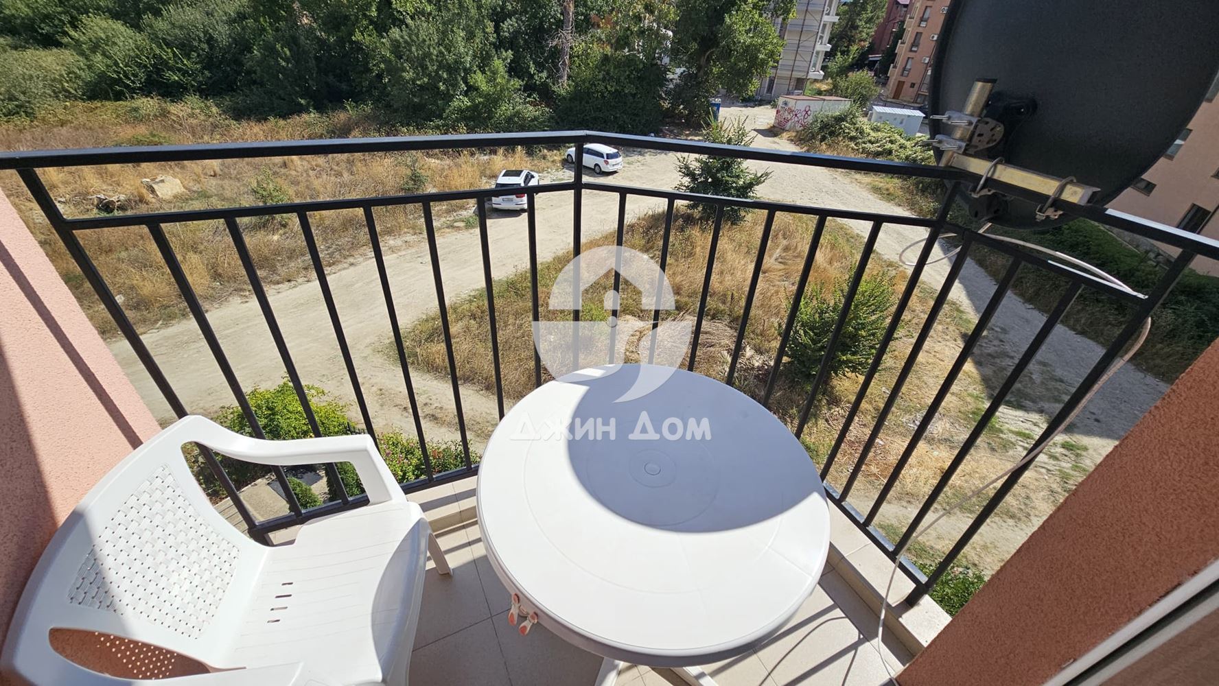 Двустаен апартамент с НИСКА ТАКСА в к-с Голдън Дей 2, к.к. Сл. бряг - 0