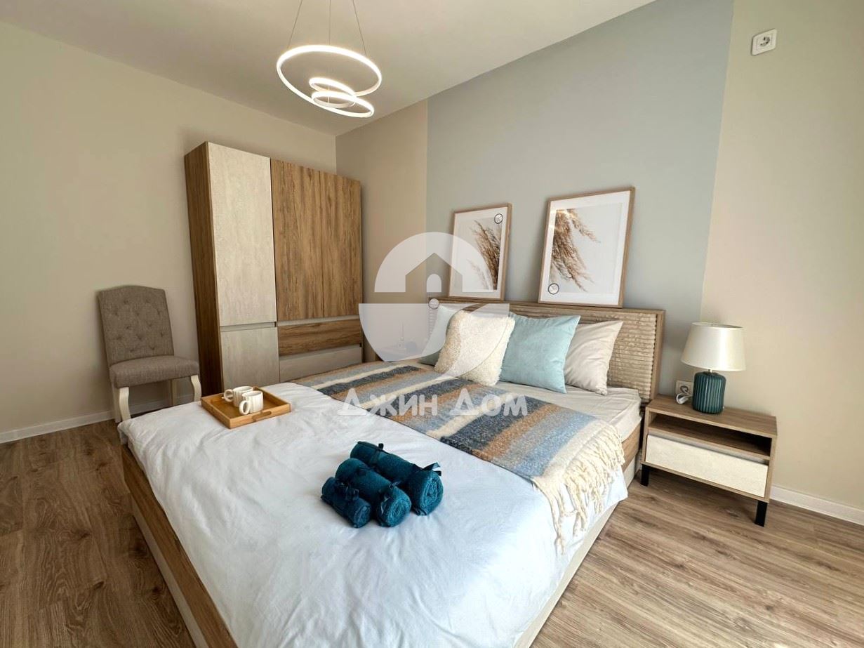 Двустаен апартамент в к-с Блу Скай, гр. Свети Влас - 0