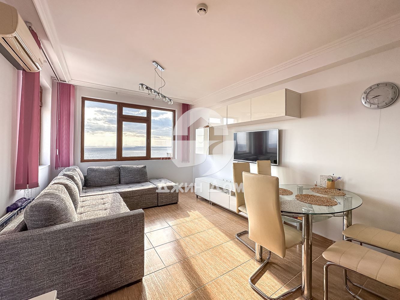 Четиристаен апартамент с ПАНОРАМА МОРЕ в к-с Каприз, гр. Свети Влас - 0