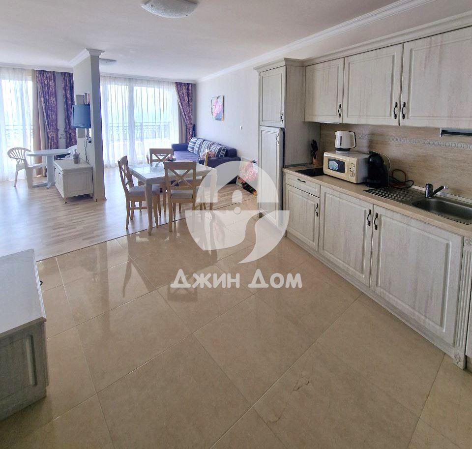 Просторен едностаен с ПАНОРАМА МОРЕ в к-с „Пенелопа Палас“, гр.Поморие - 0