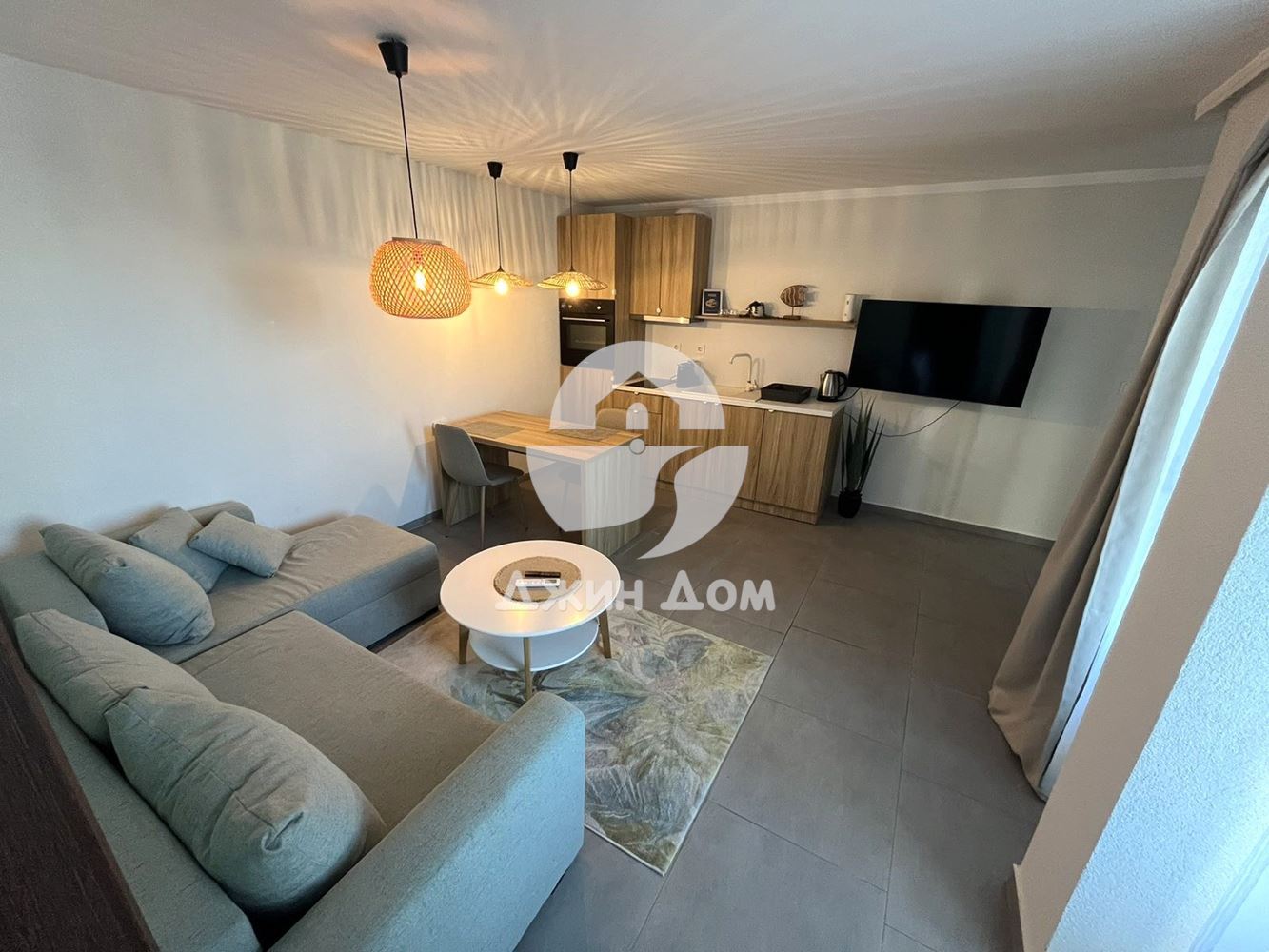 Двустаен апартамент с ГЛЕДКА МОРЕ в жилищна сграда, гр. Созопол - 0