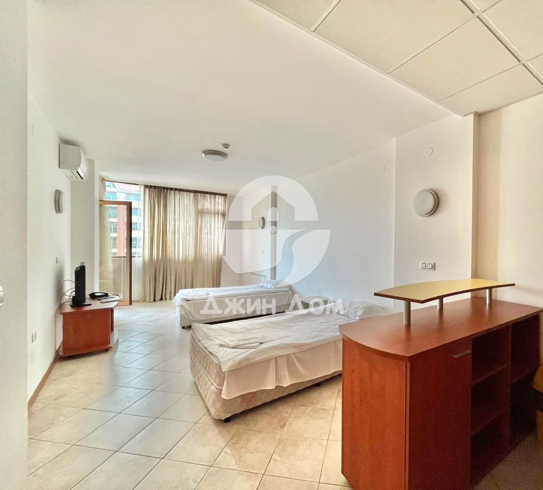 Просторен двустаен апартамент в к-с „Посейдон“, к.к Слънчев бряг - 0