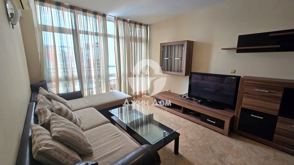 Просторен тристаен апартамент в к-с “Елит 4”, к.к. Слънчев бряг - 0