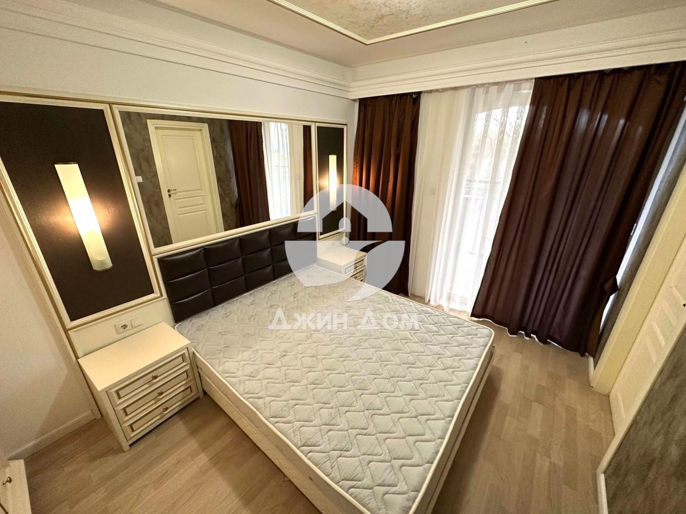 Двустаен апартамент в к-с Голдън Рейнбоу, Слънчев бряг - 0