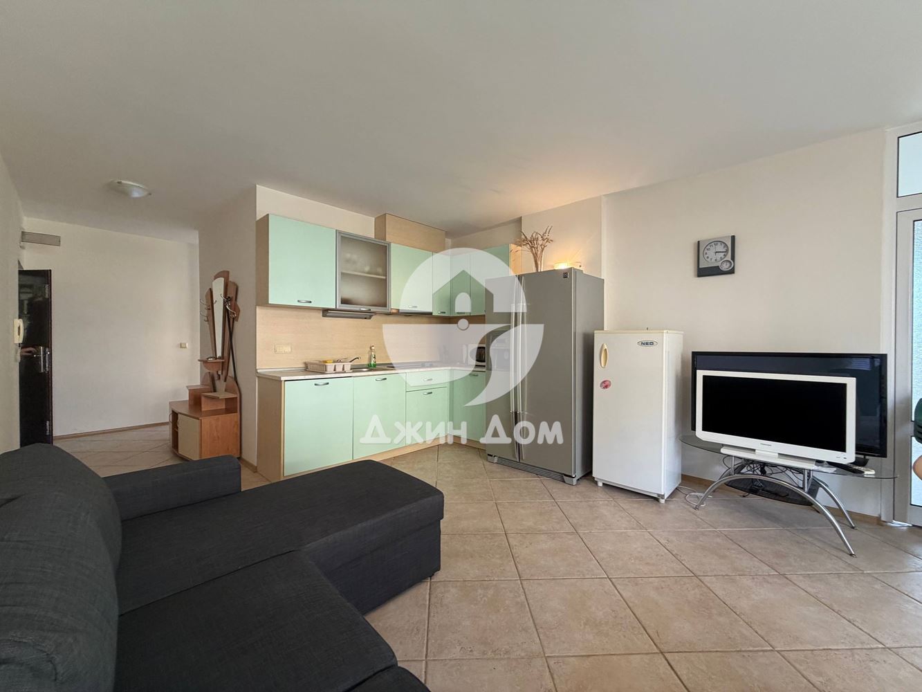 Тристаен апартамент на ПЪРВА ЛИНИЯ в к-с „Мидия“, гр. Ахелой - 0