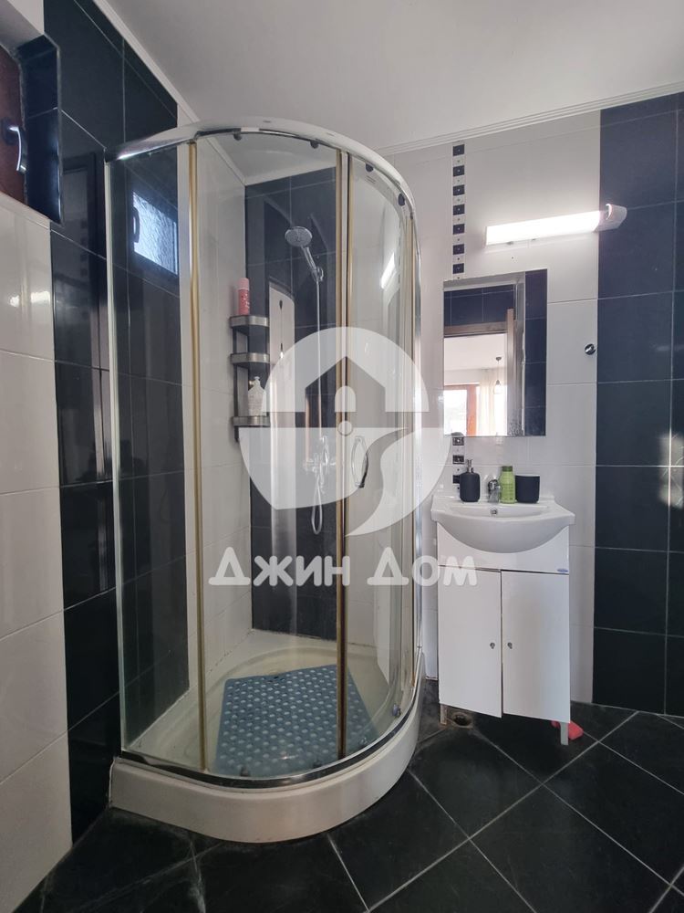 Двуетажна къща с двор в с. Александрово, общ. Поморие - 0