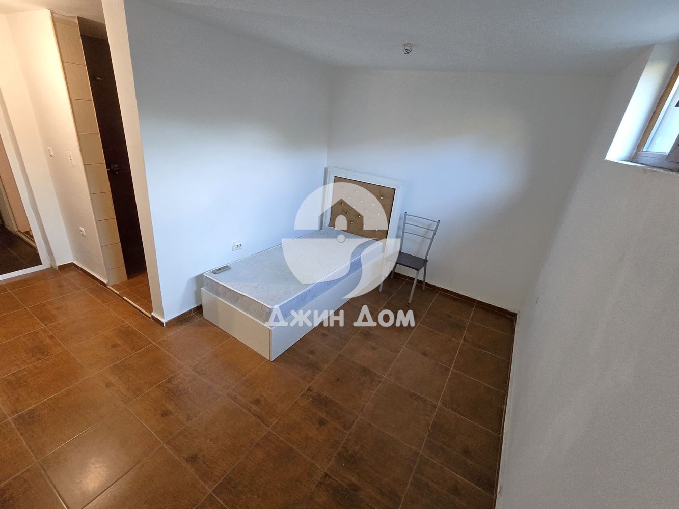 Двустаен апартамент в к-с „Голдън Ай“, с. Кошарица - 0