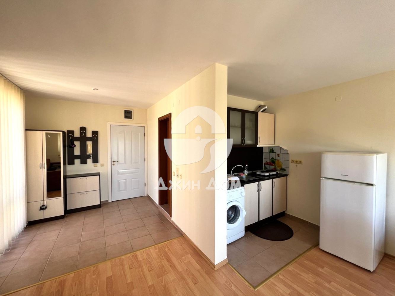 Просторен едностаен апартамент в к-с Несебър Форт Клуб, Слънчев бряг - 0