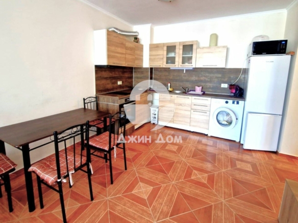 Двустаен апартамент в к-с „Сън Уейв“, гр. Свети Влас - 0