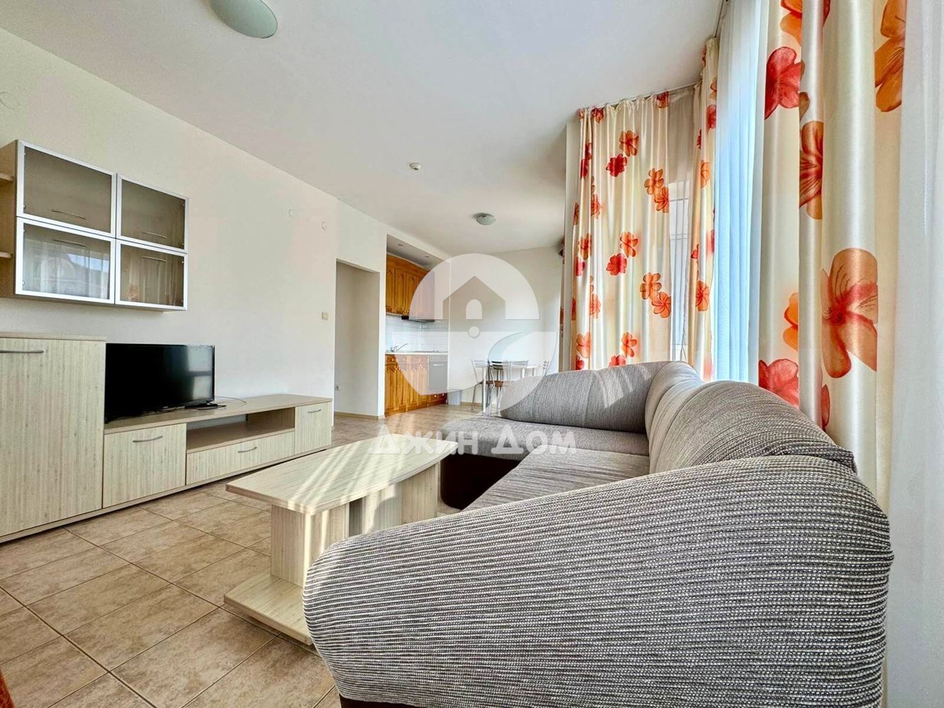 Просторен двустаен апартамент в к-с Белл Еър, гр. Свети Влас - 0